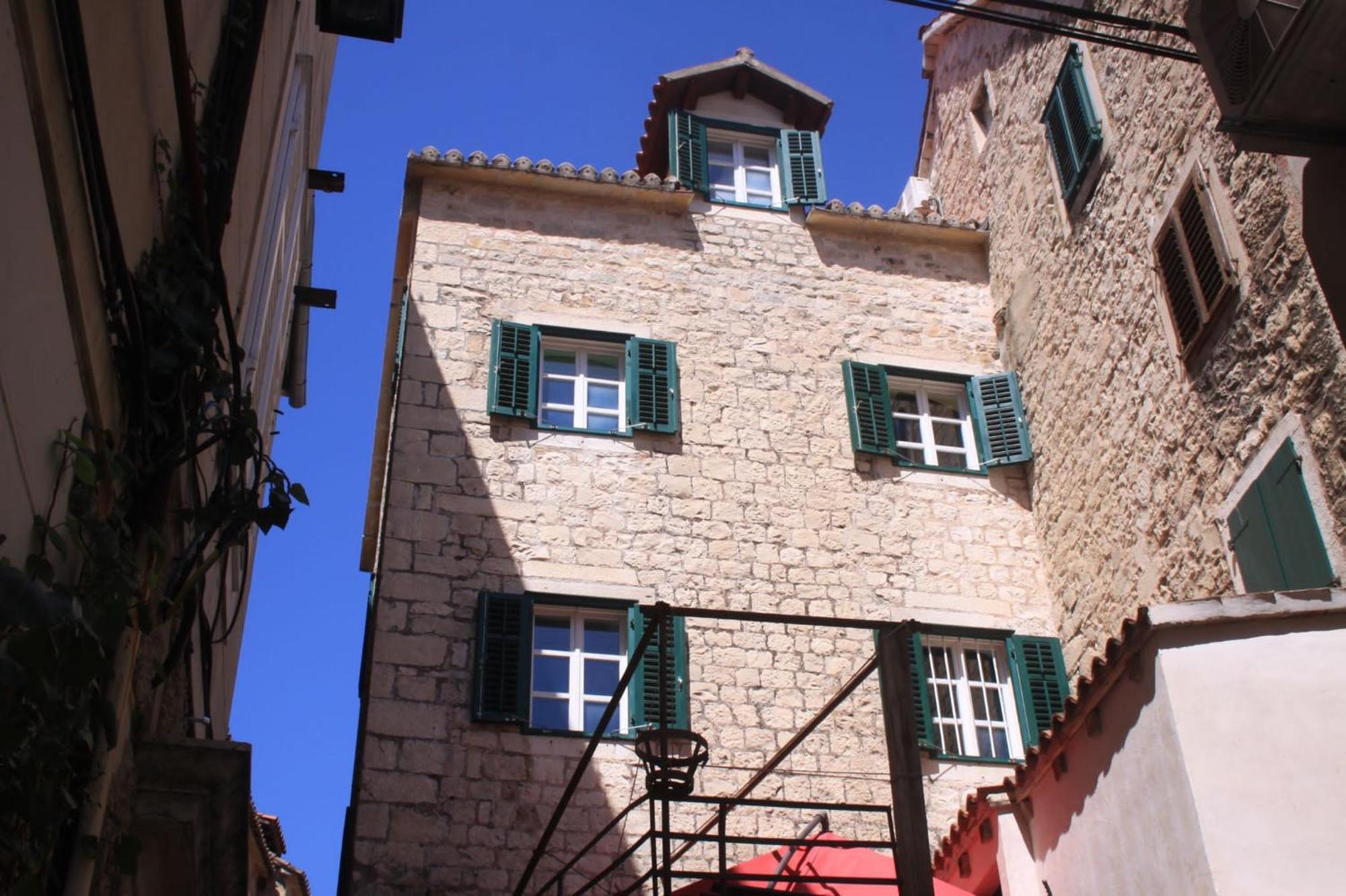 Rooms Toni Palace Split Exterior photo