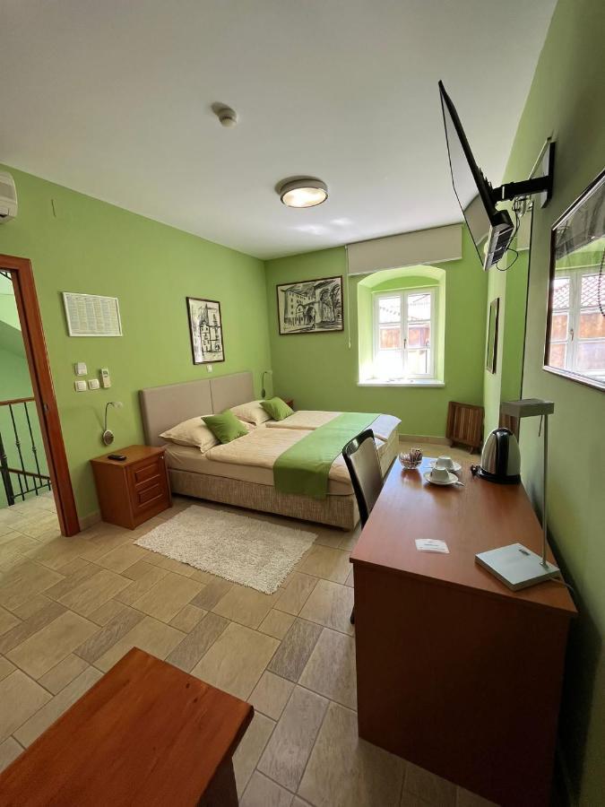 Rooms Toni Palace Split Exterior photo