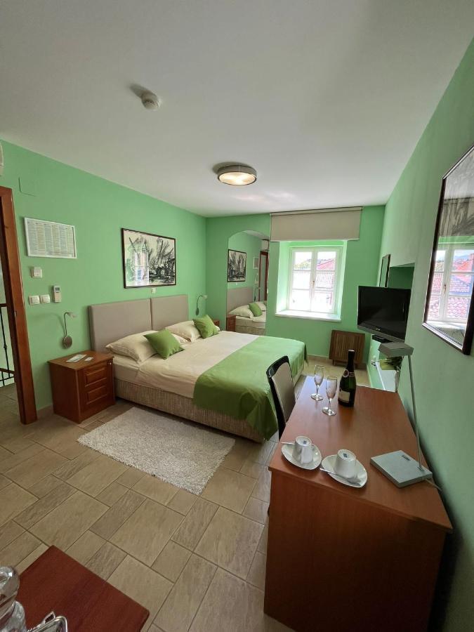 Rooms Toni Palace Split Exterior photo
